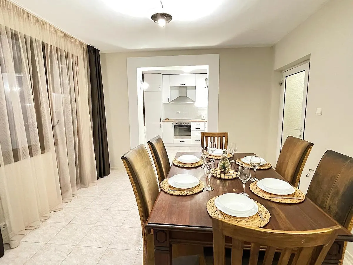Fenix 2 Bedroom Apartment Varna Center Bulgaria