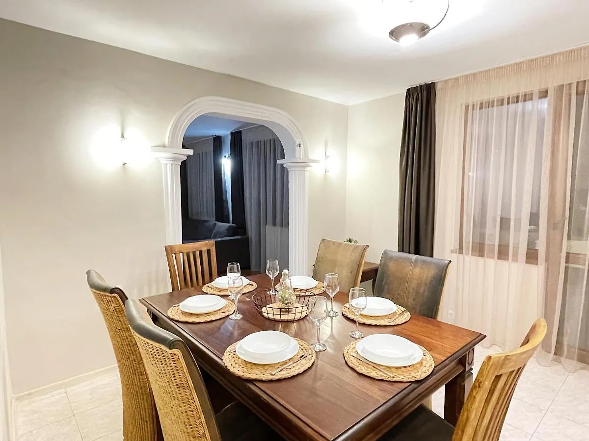 Fenix 2 Bedroom Apartment Varna Center Bulgaria