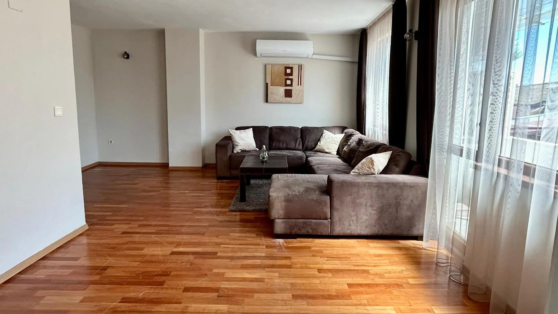 Fenix 2 Bedroom Apartment Varna Center