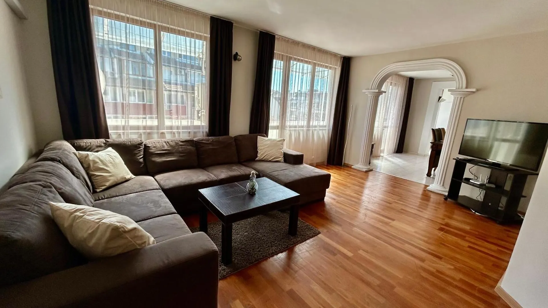 Fenix 2 Bedroom Apartment Varna Center